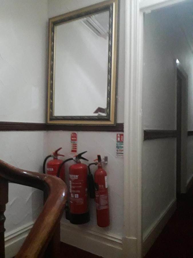 ブラックプール Witton House Bed & Breakfast エクステリア 写真