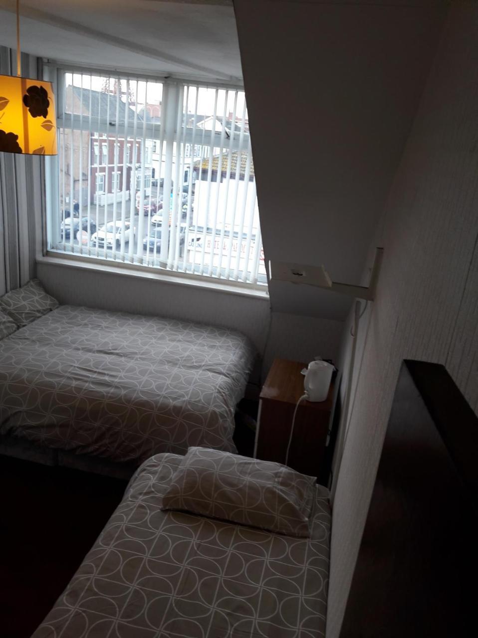 ブラックプール Witton House Bed & Breakfast エクステリア 写真